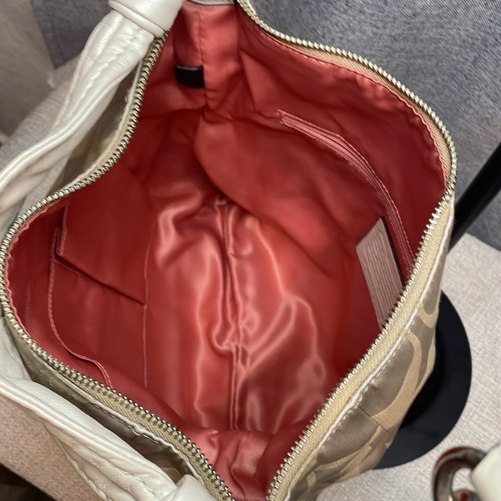Coach Satin White 2009 Shoulder Crossbody Bag - Picture 10 of 15